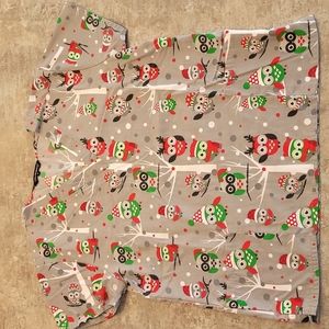 Cassandra O scrub top